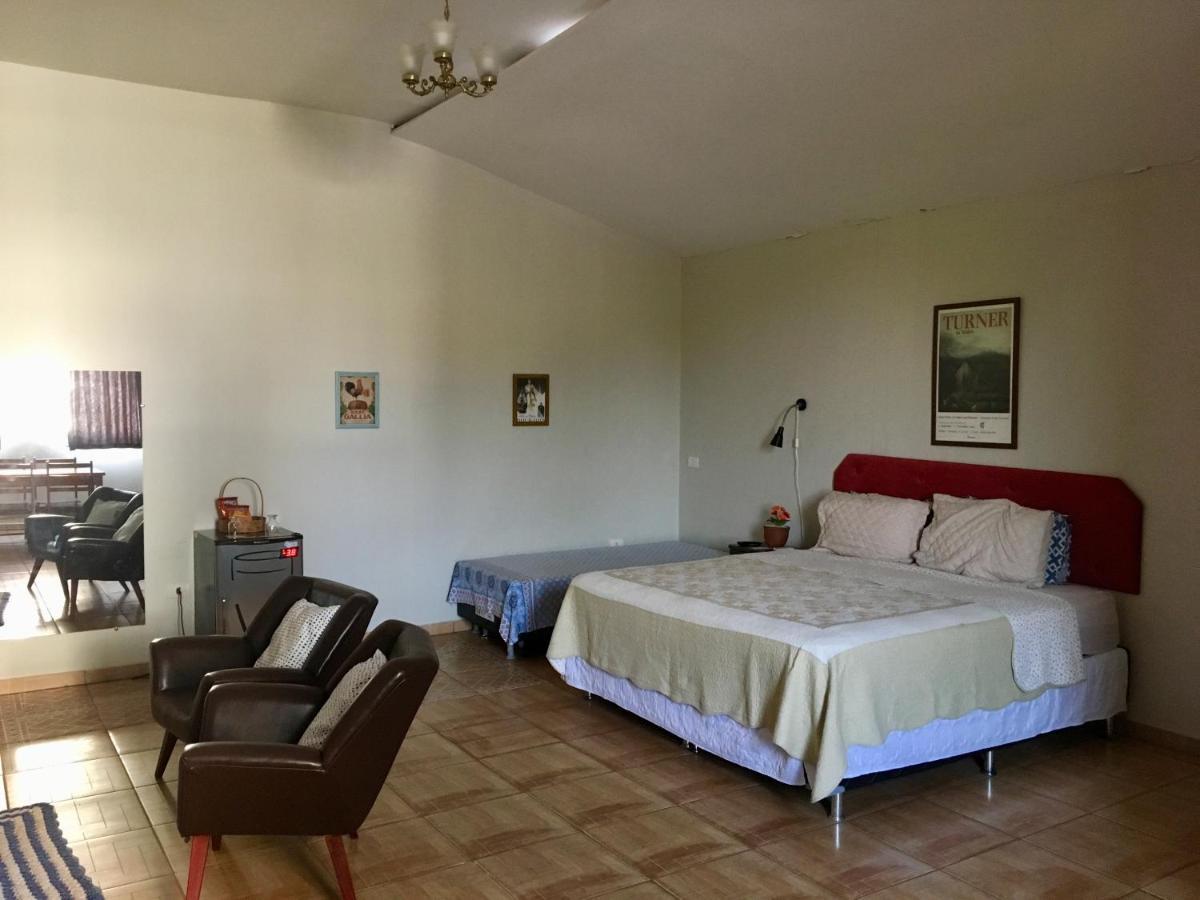 Pousada Beira Rio Итумбиара Экстерьер фото